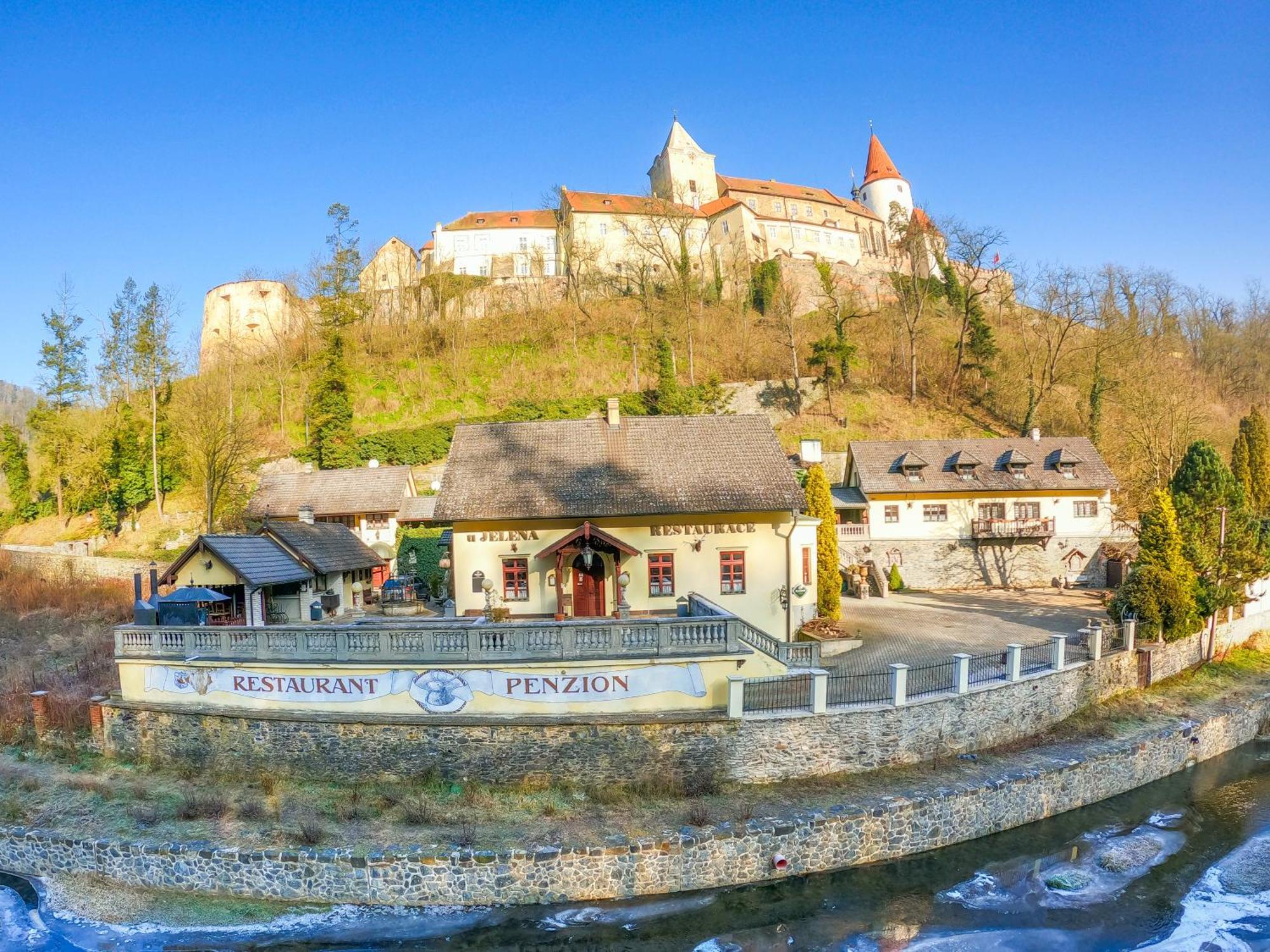 Resort U Jelena Křivoklát Εξωτερικό φωτογραφία