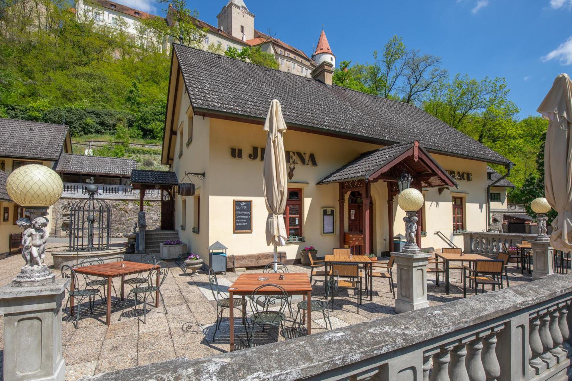 Resort U Jelena Křivoklát Εξωτερικό φωτογραφία